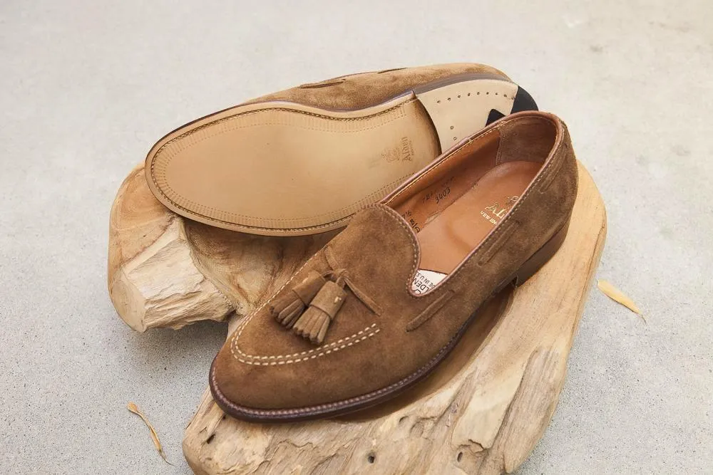 Alden Tassel Loafer in Snuff Suede