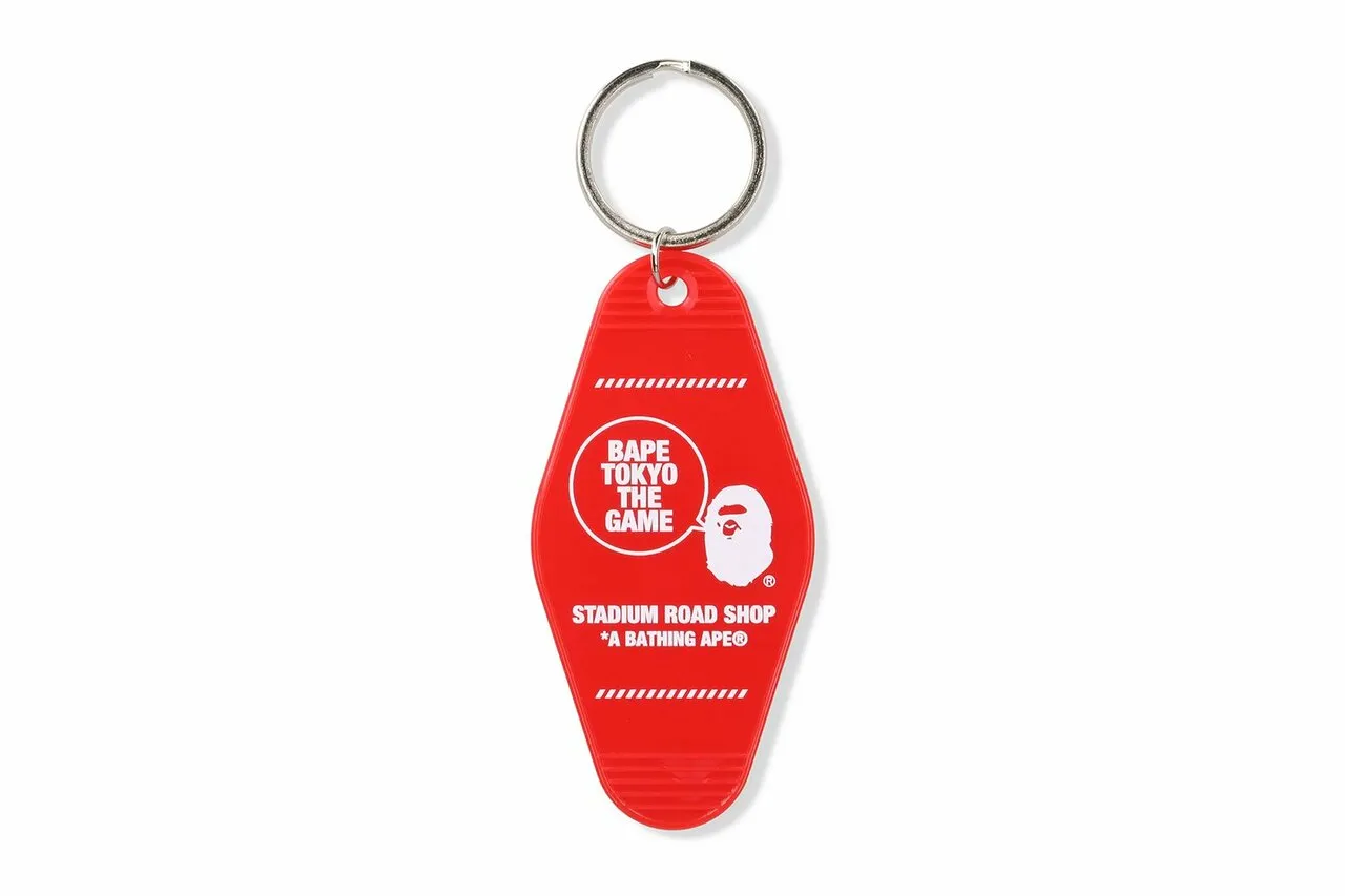 BAPE TOKYO THE GAME ROOM KEYCHAIN MENS