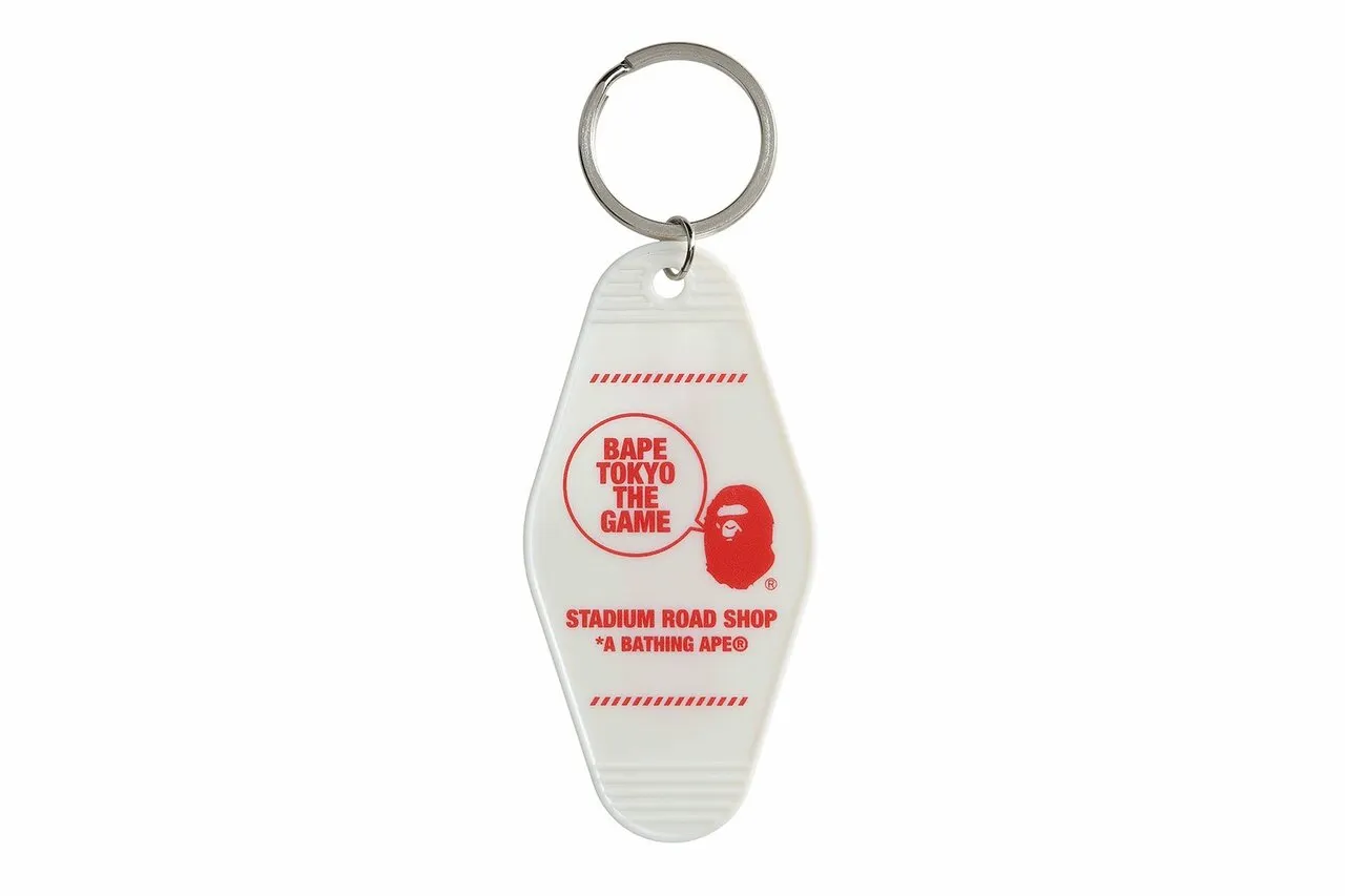 BAPE TOKYO THE GAME ROOM KEYCHAIN MENS