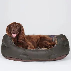 Barbour Bed in Classic Tartan - 30in, Wax Cotton