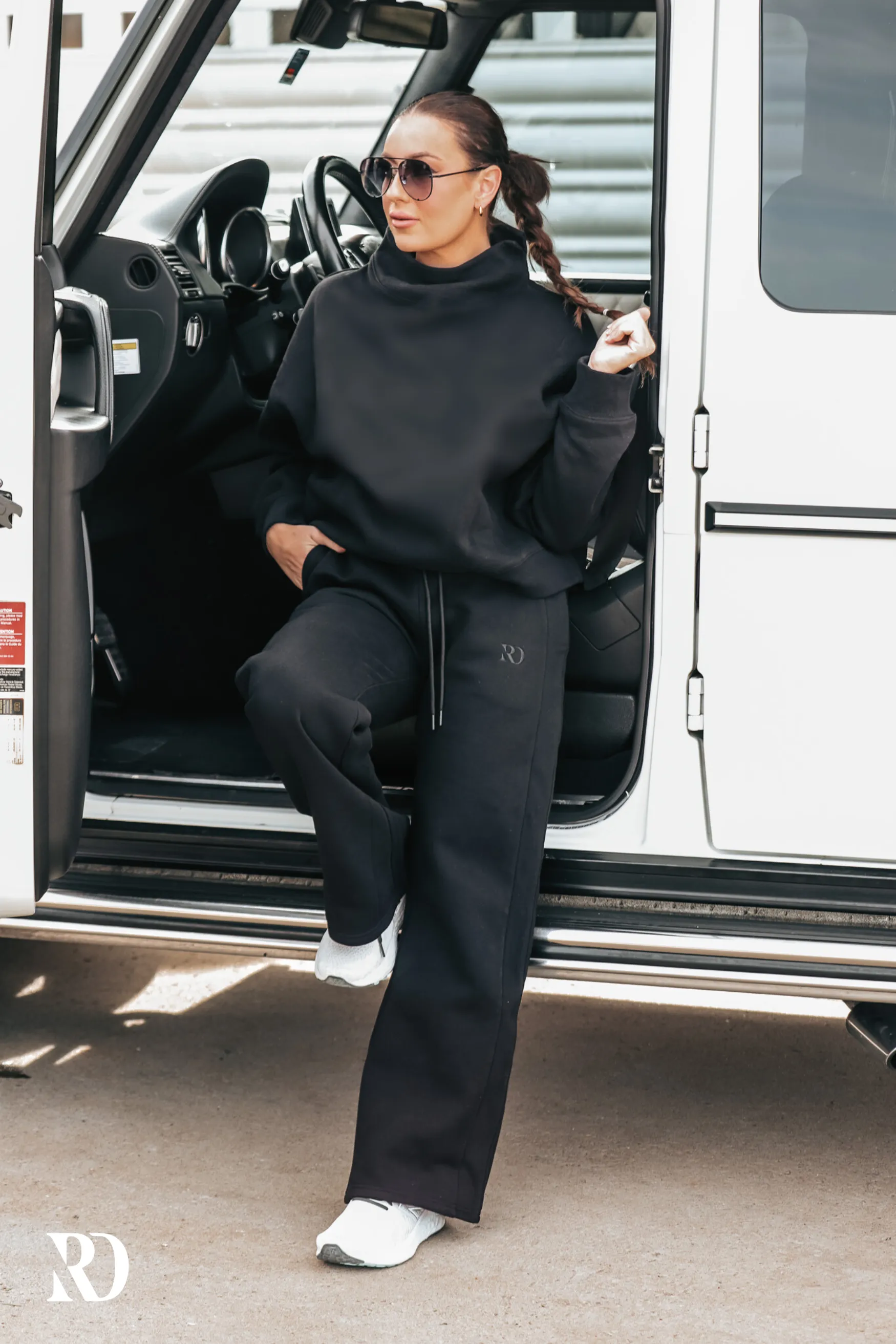 black fusion pullover, rd essentials