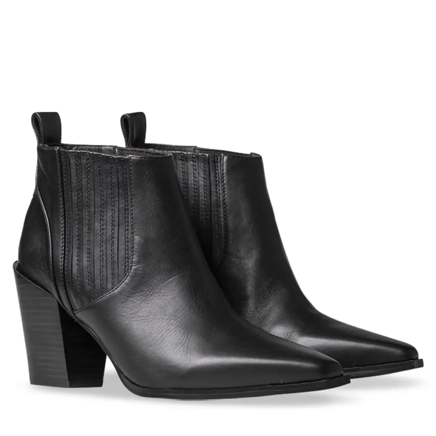 Black Women's Quora Calf Leather Boot by Senso