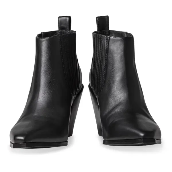 Black Women's Quora Calf Leather Boot by Senso