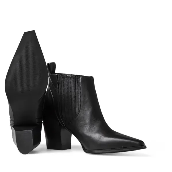 Black Women's Quora Calf Leather Boot by Senso