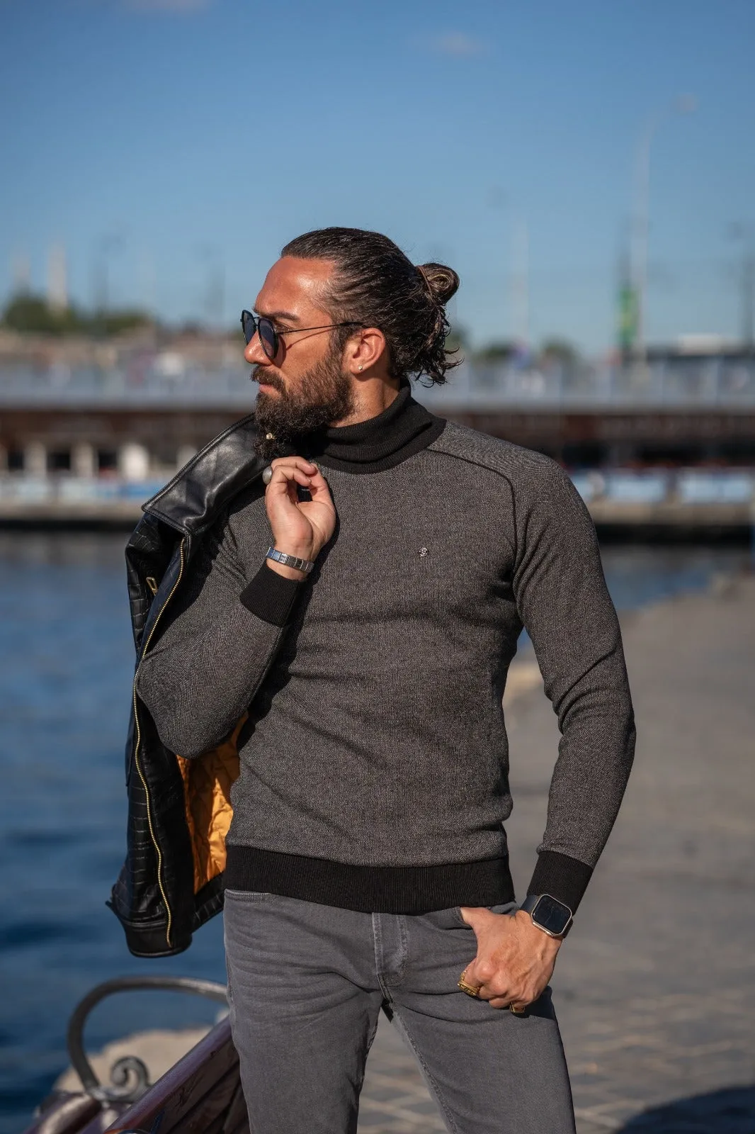 Bojoni black turtleneck sweater - slim fit - Matera style