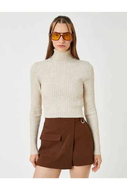 Crop Sweater Turtleneck - Top Fashion Trend