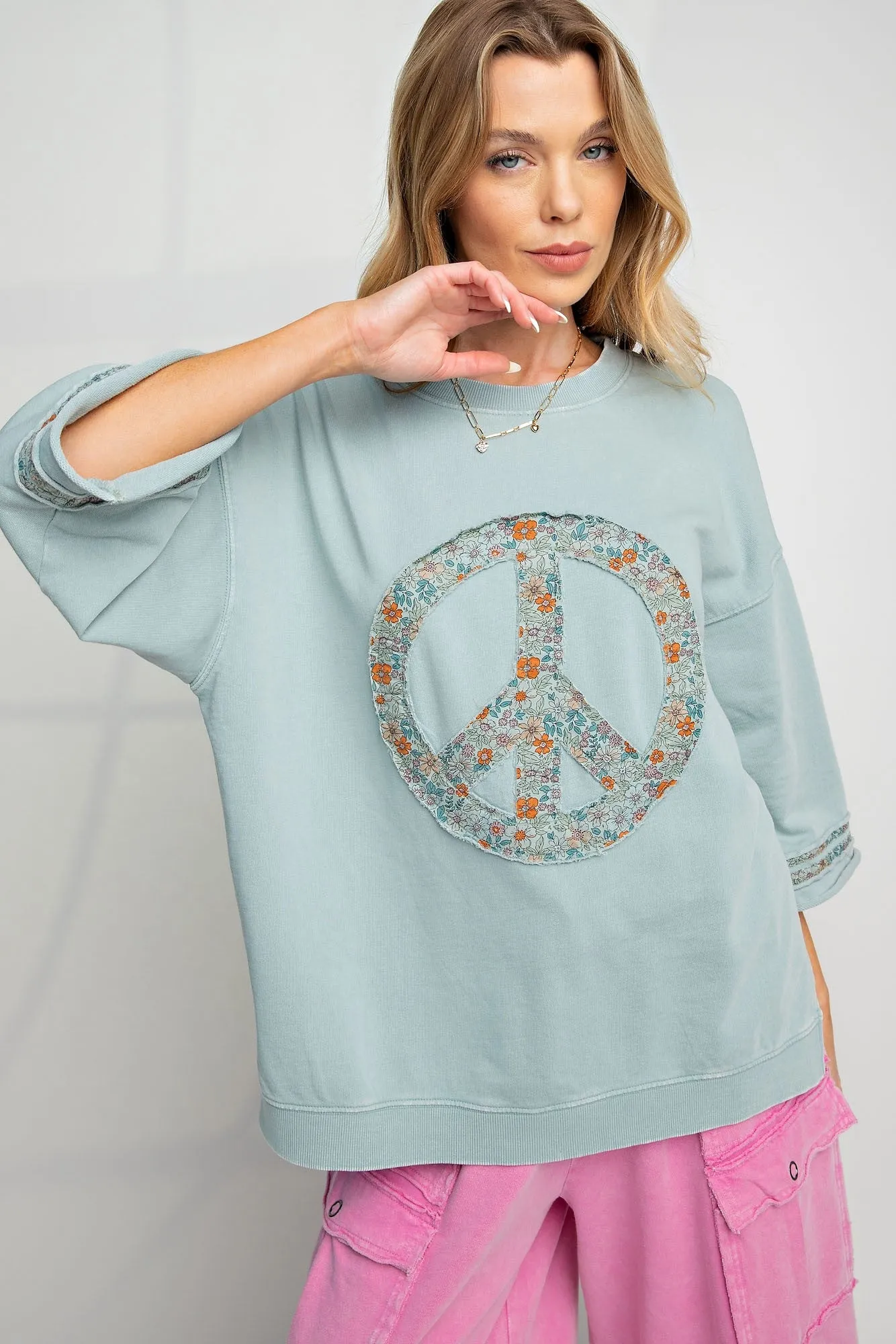 Easel Terry Floral Peace Top - Mineral Washed