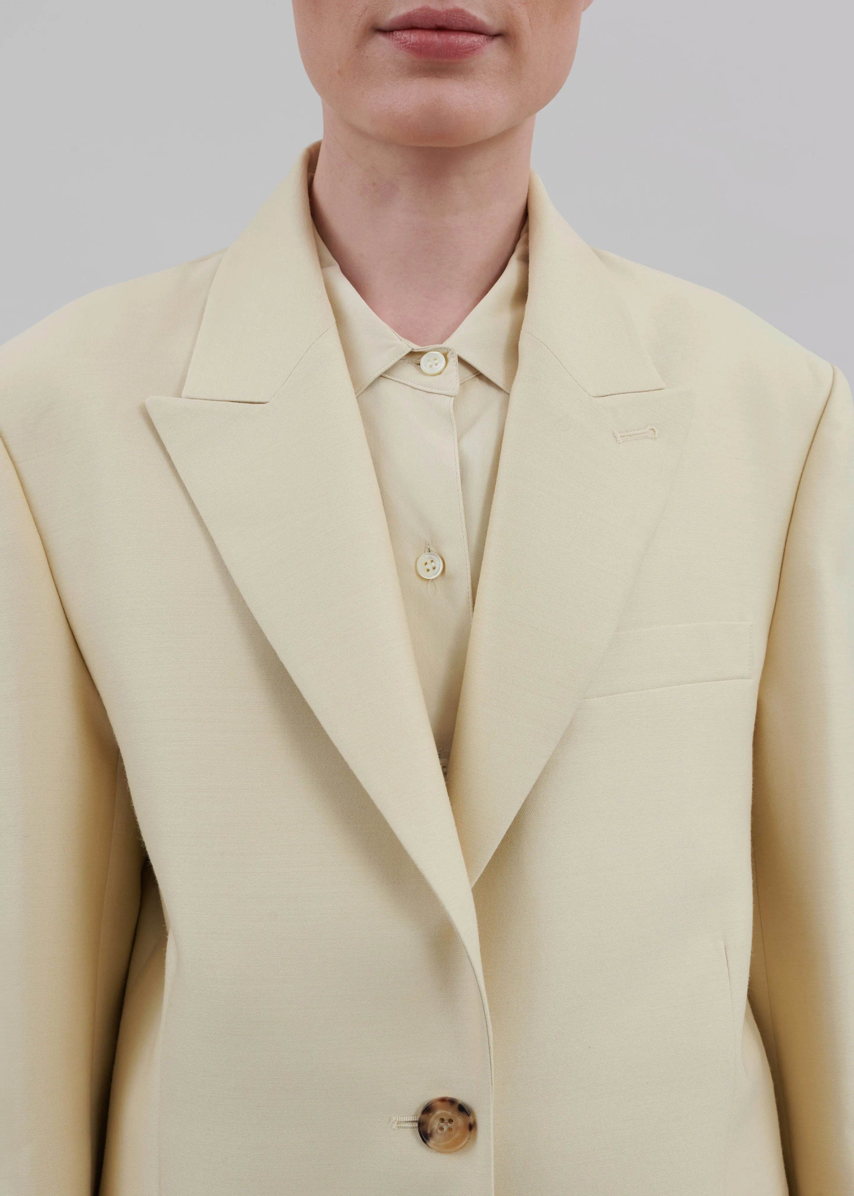 Emra Silk Blazer - Pale Yellow