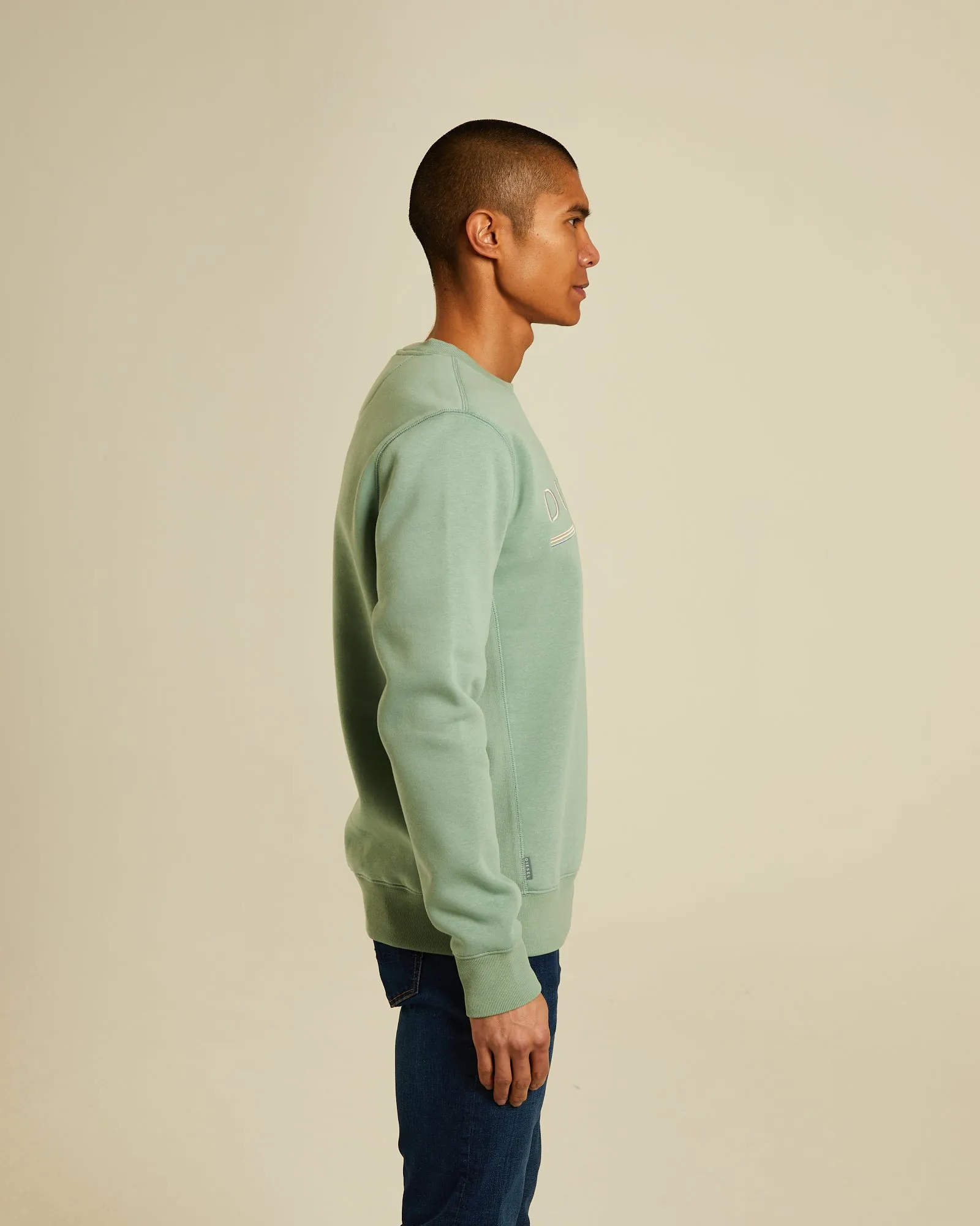 Frankie Sweatshirt in Surf Green.