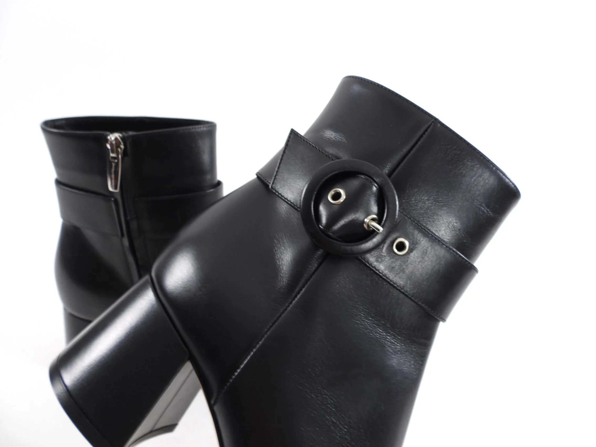 Gianvito Rossi Black Leather Ankle Boot - Size 36 with Buckle Detail