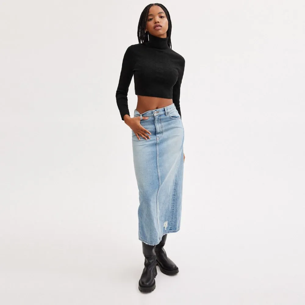 Knit Crop Turtleneck: Classic Signature Style