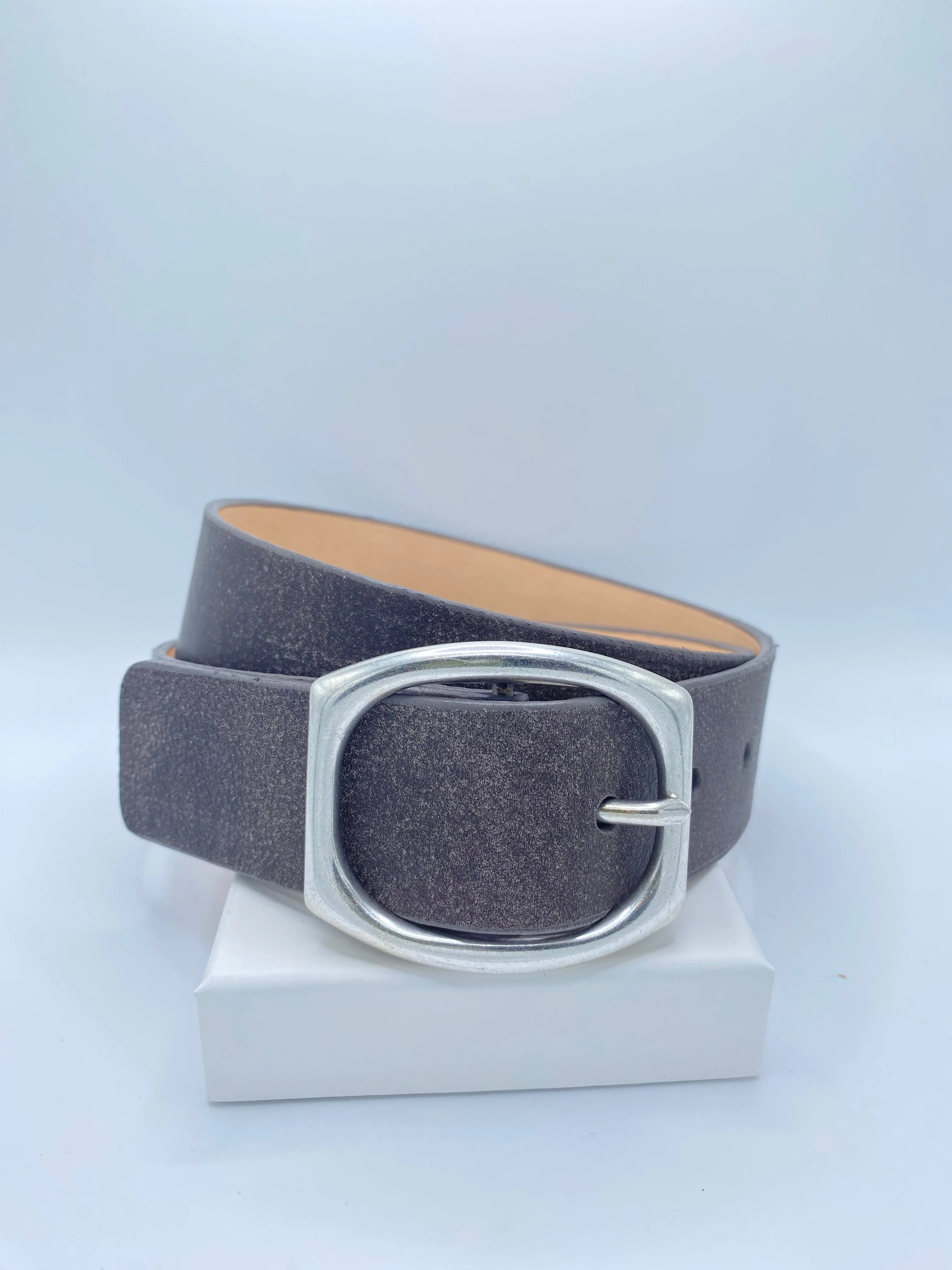 Pacifica pebbled belt - oval buckle