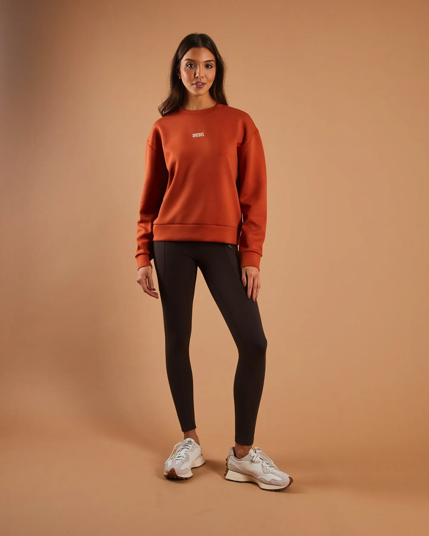 Pia Sweatshirt in Cinnamon Orange