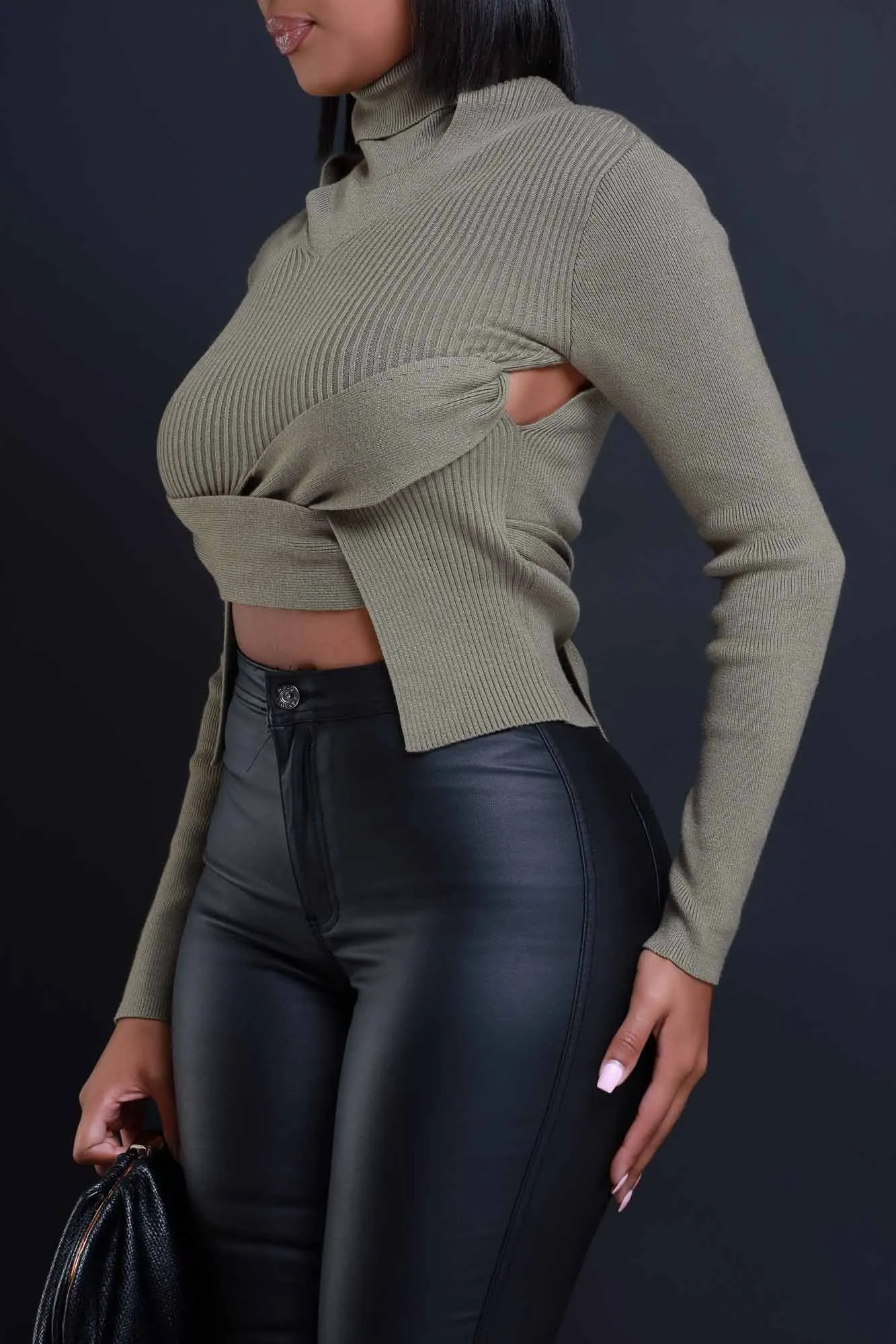 Stayed Turtleneck Wrap Sweater - Olive