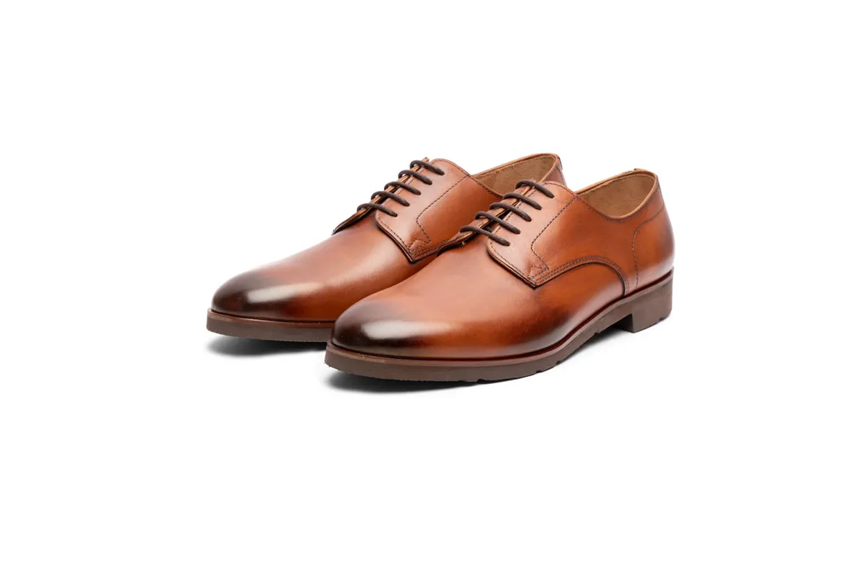 Stylish Vampire Derby - Top Trending Men's Footwear