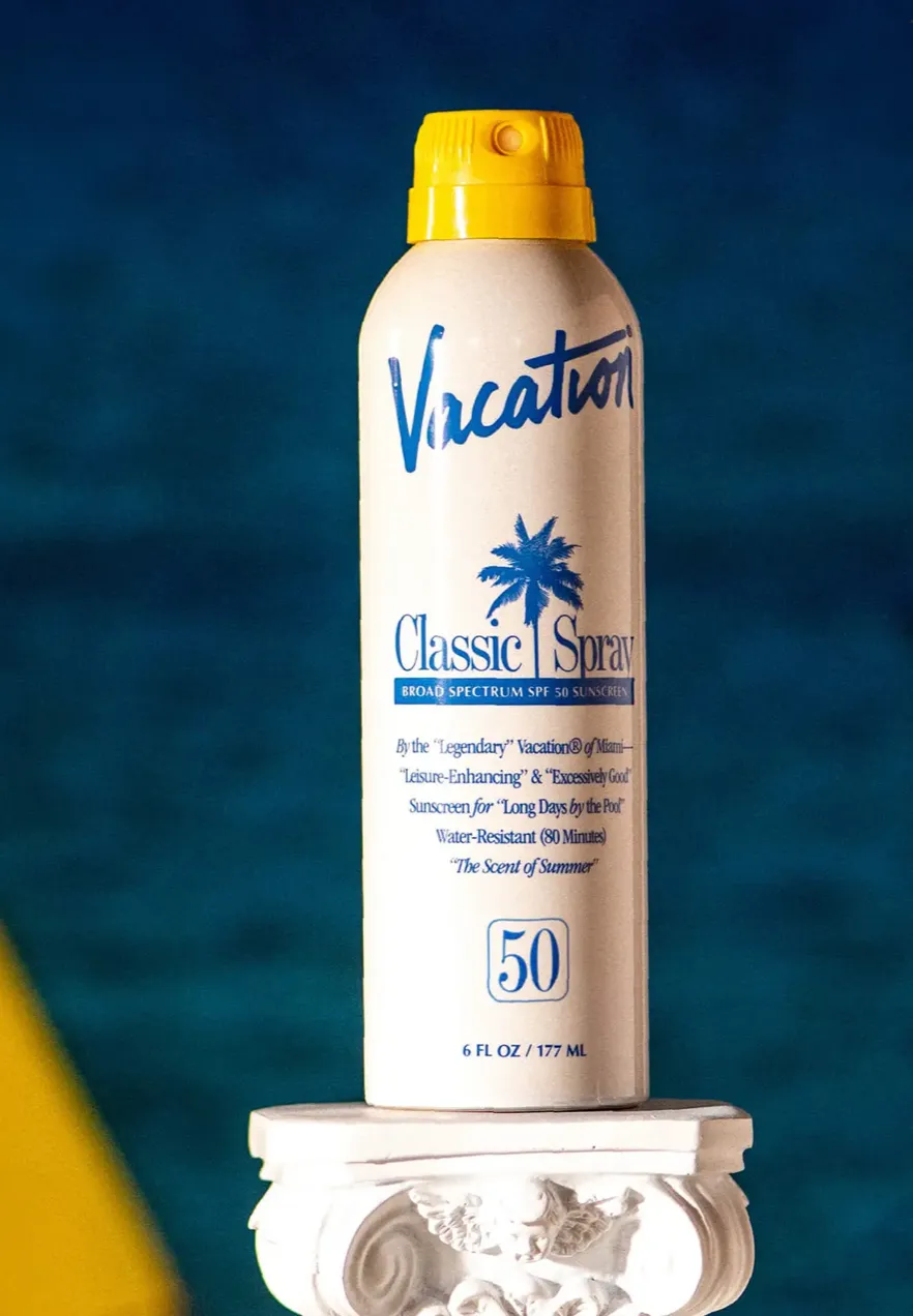 Sunscreen Spray for Vacation