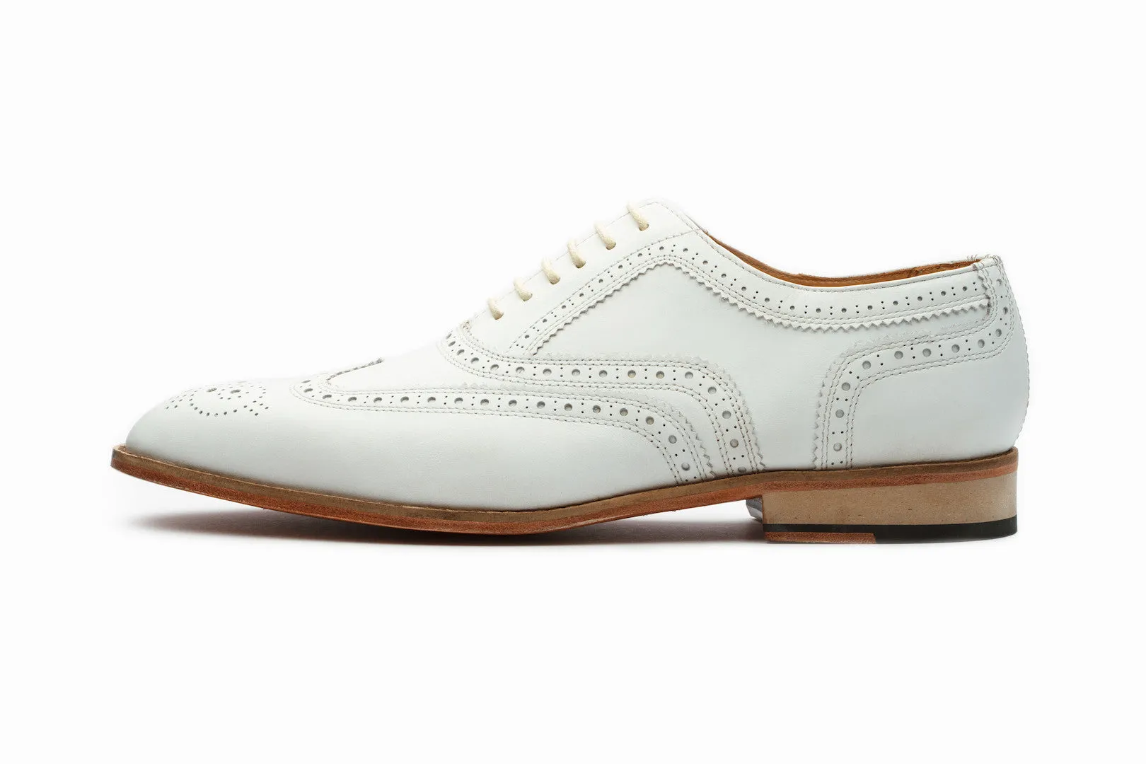 White Oxford Wingtip Classic